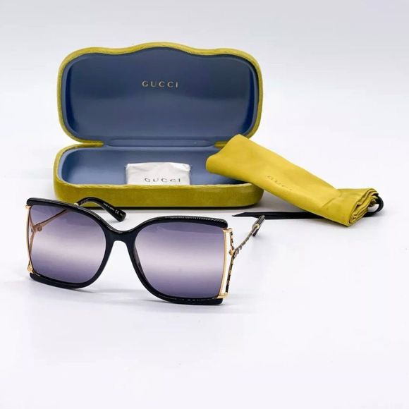 Sale! New Gucci Women's 60mm Black and Gold Sunglasses! - Picture 1 of 9